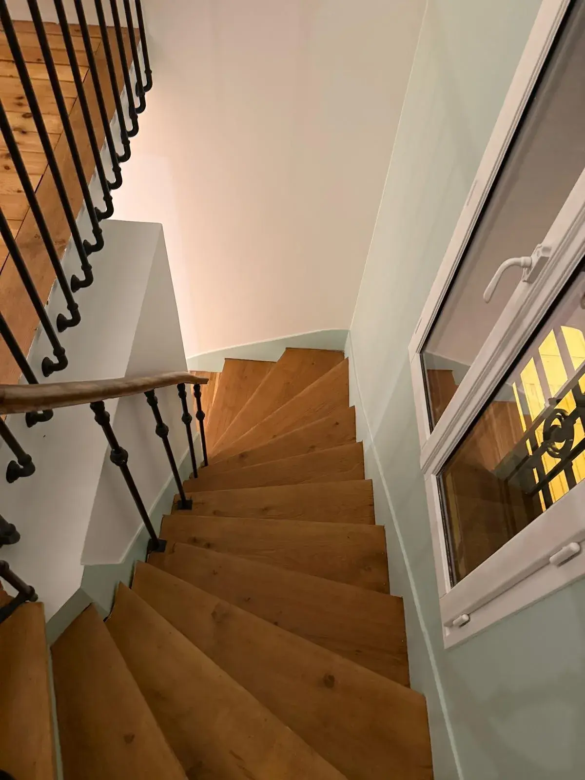 Transformation totale d'une maison parisienne